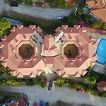 Hanzara Hotel 3*
